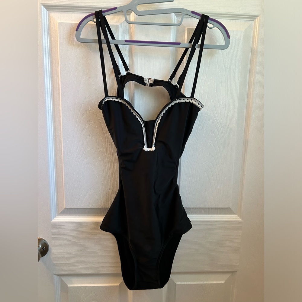Diana Secret cutout bathing suit